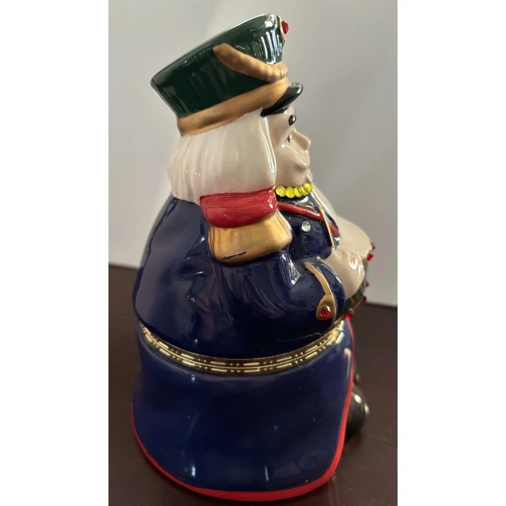 Mr. Christmas Nutcracker Porcelain Animated Waltz Dance Drum Music Box 2012 6.5